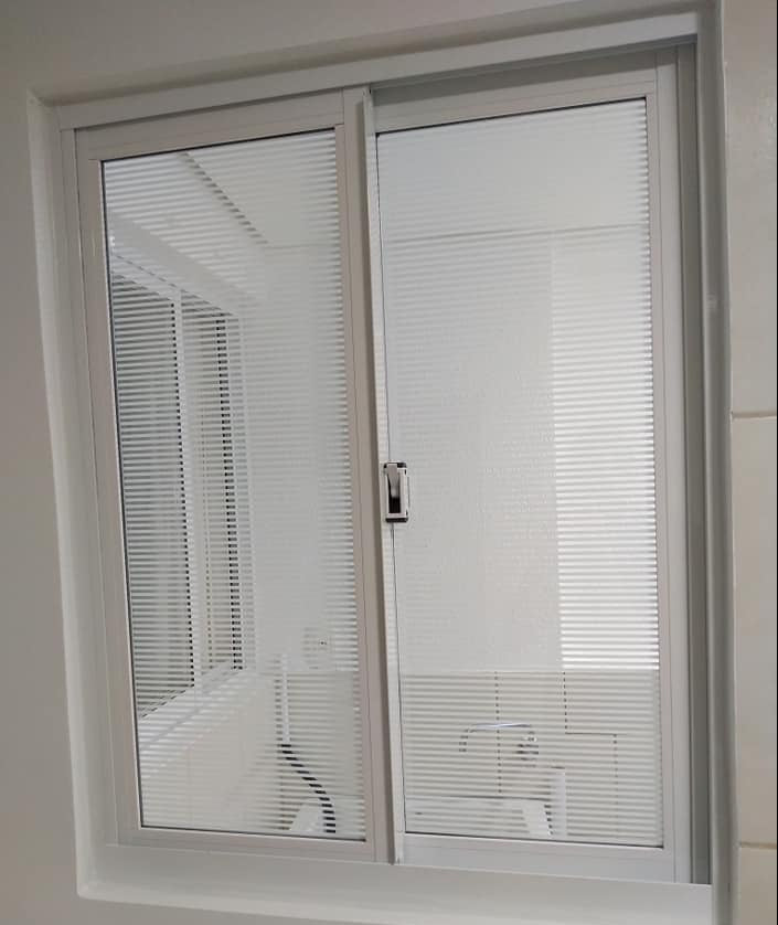 Mini Blind