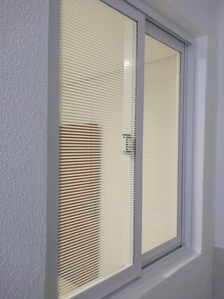 Mini Blind